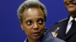 Does This Haircut Look Hypocritical? Chicago Mayor Lori Lightfoot Eschews Social Distancing for a Shape-Up